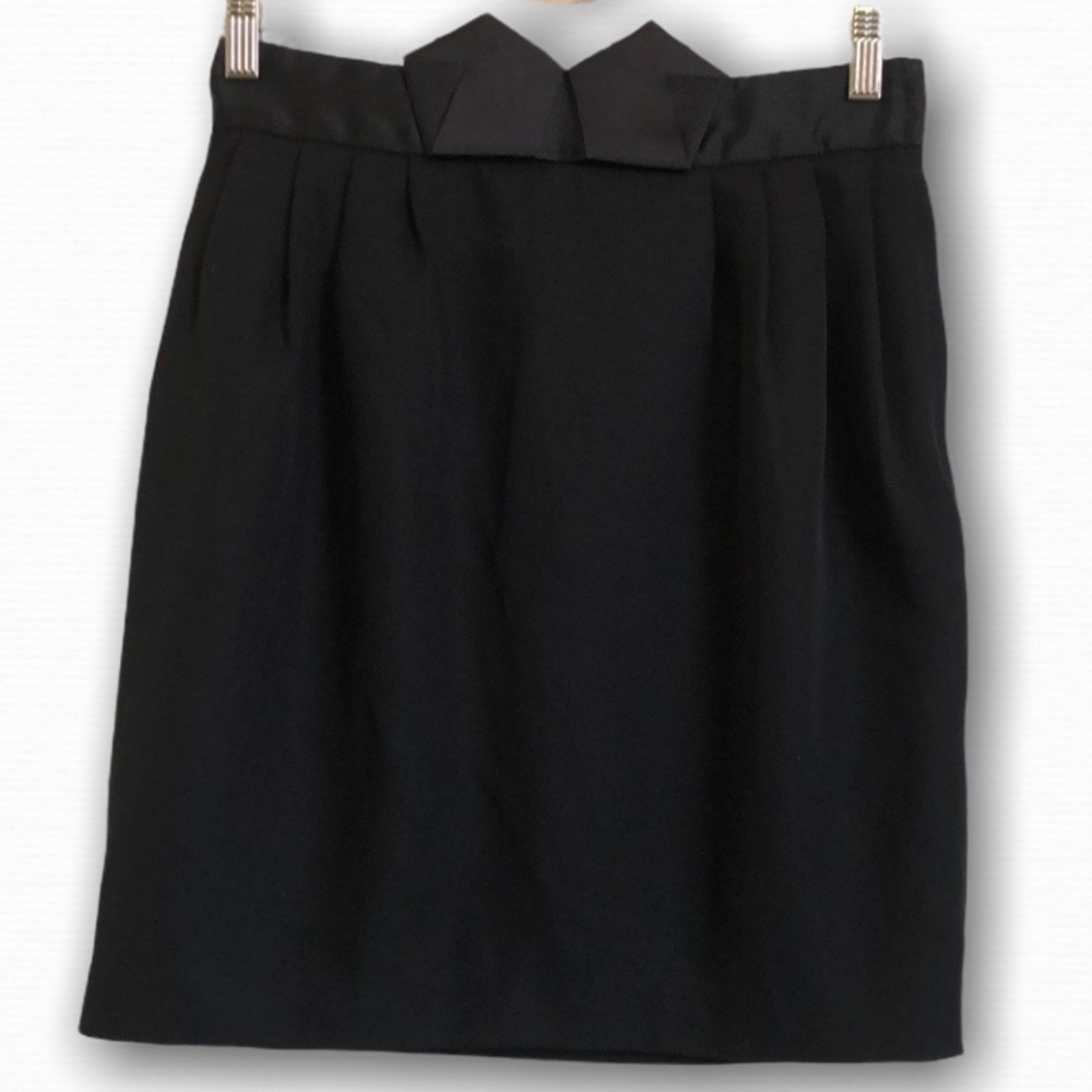 H&M straight skirt with pleats